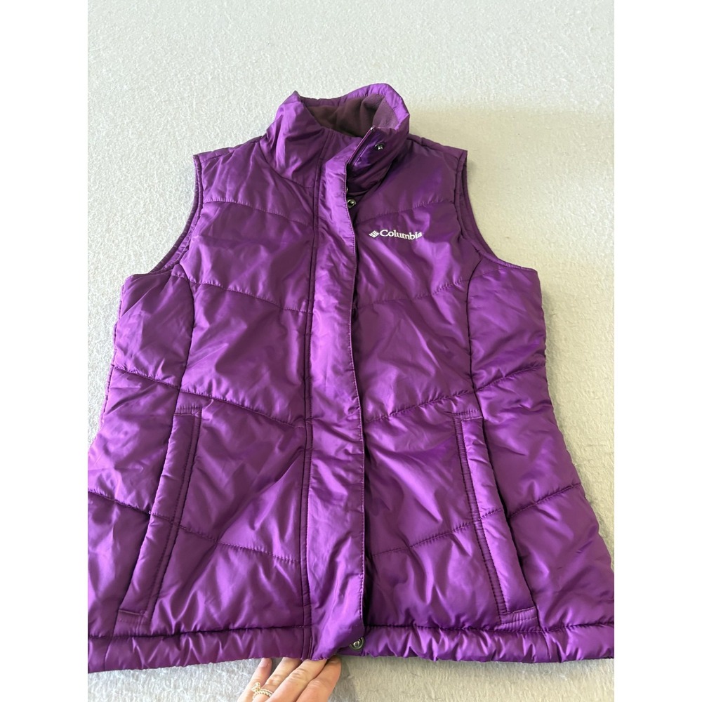Columbia Vest Womens Small Purple Quilted‎ Puffer Fleece Lined Zip Pockets Warm